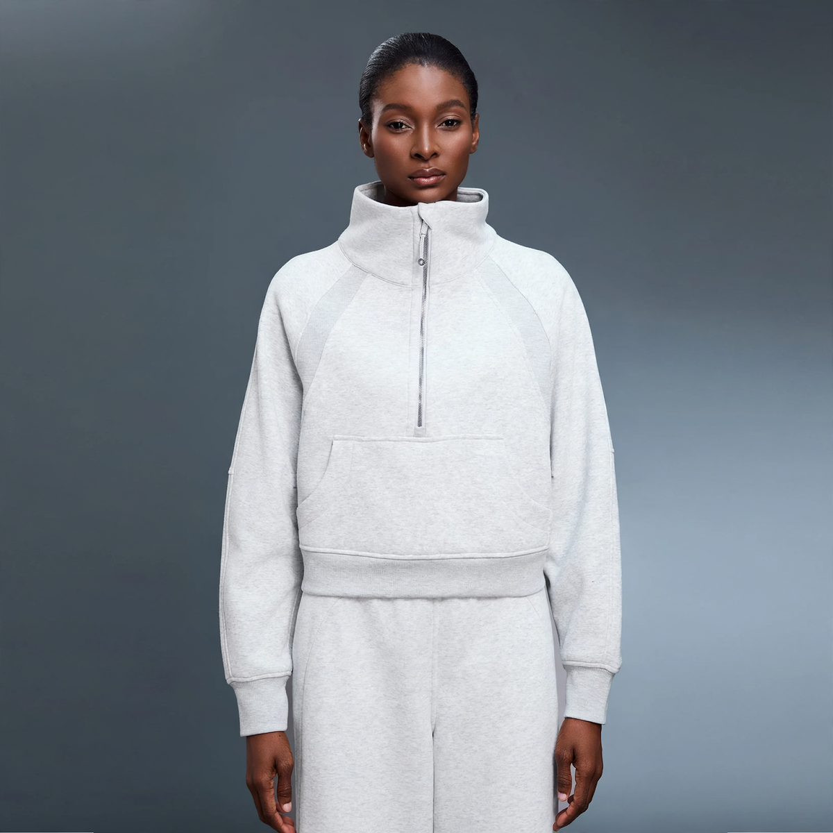 Women's sweatshirt with stand-up collar, zipper, and lining