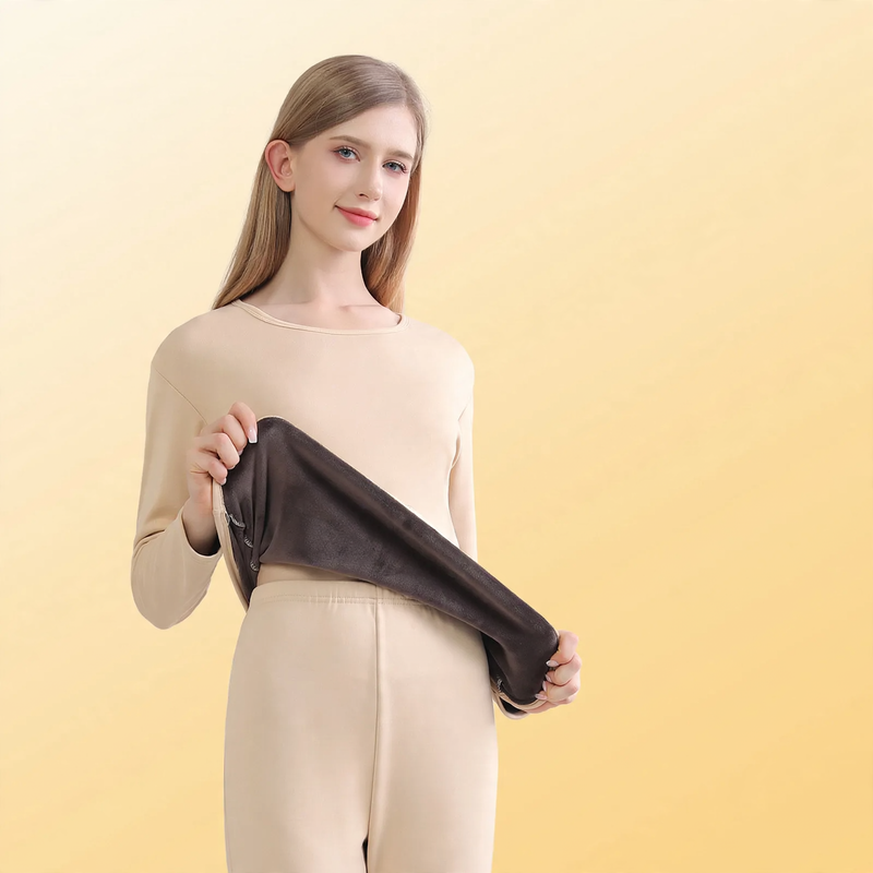 Heating thermal underwear set with soft interior lining