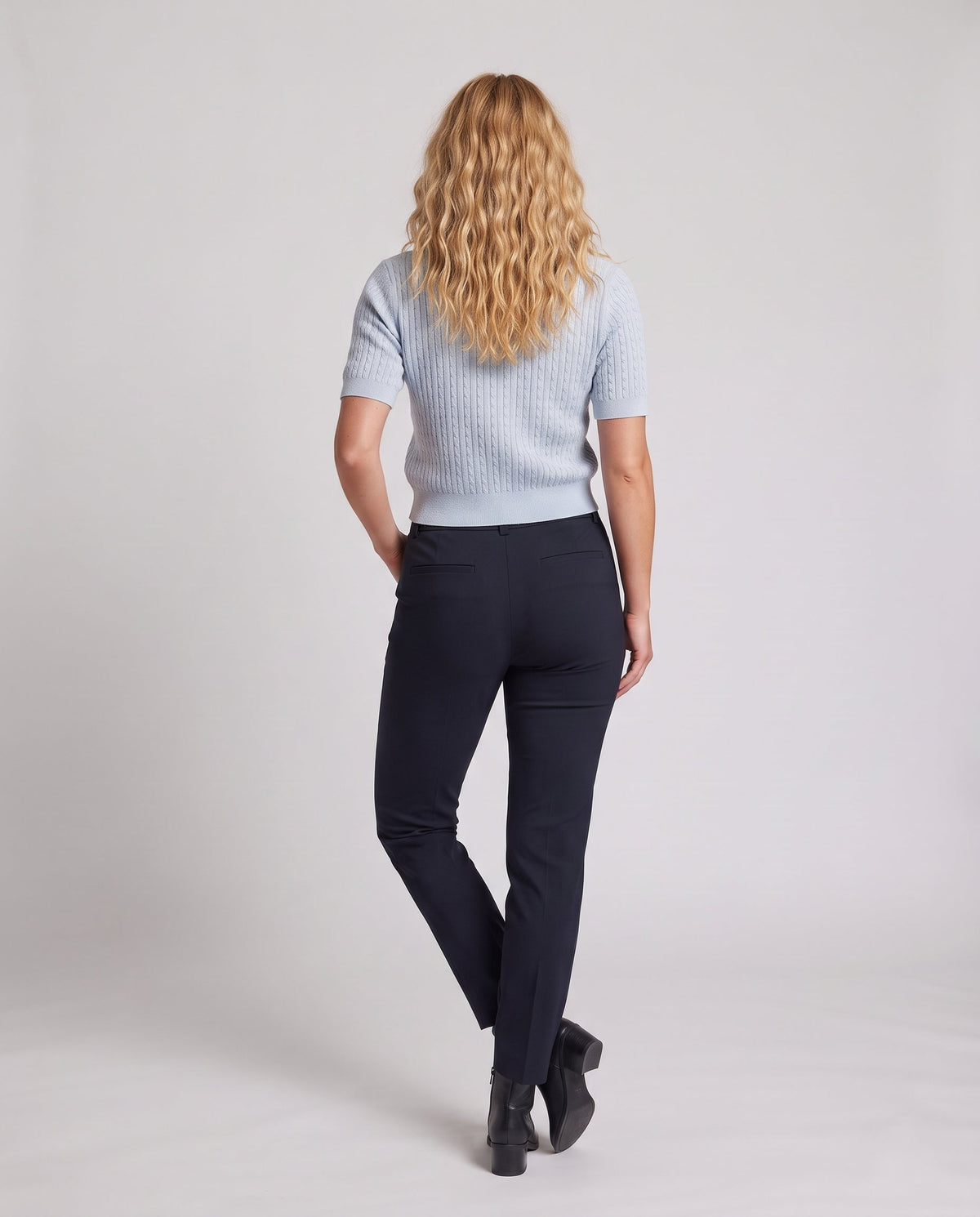 Women's Short-Sleeve Cable Knit Cardigan with Contrast Denim Collar Shop Velvia