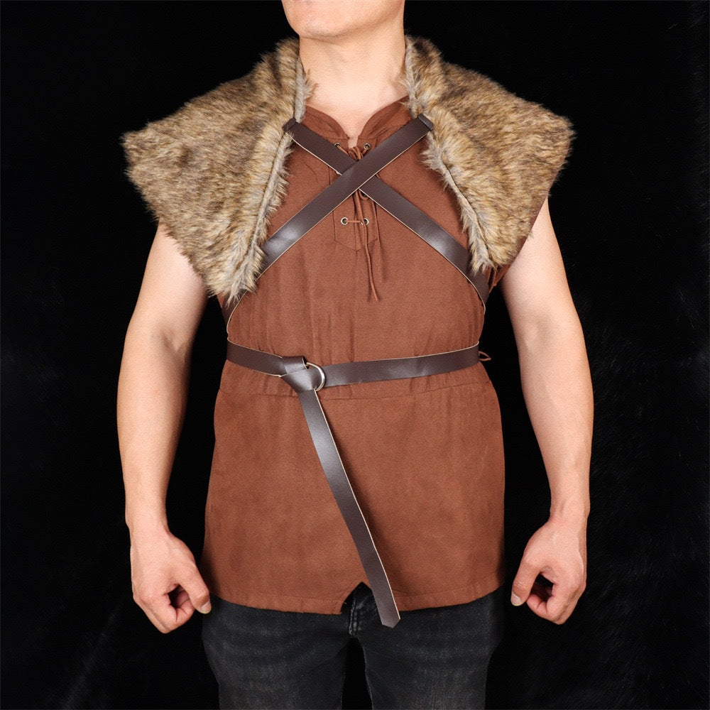 Men's shoulder cape made of faux fur with buckle closure and rustic Viking look Shop Velvia