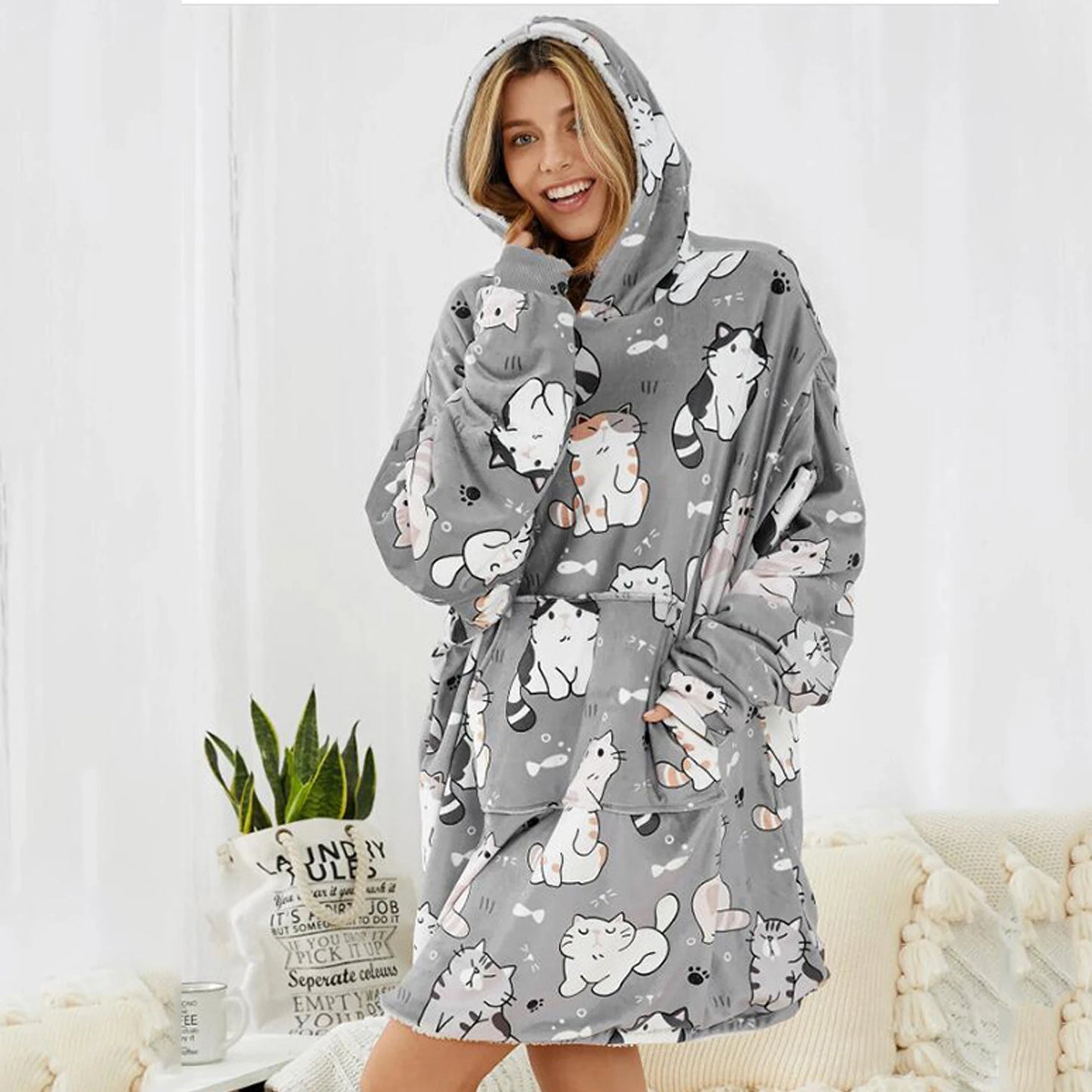 Paw™ | Oversized Grey Cat Blanket Hoodie