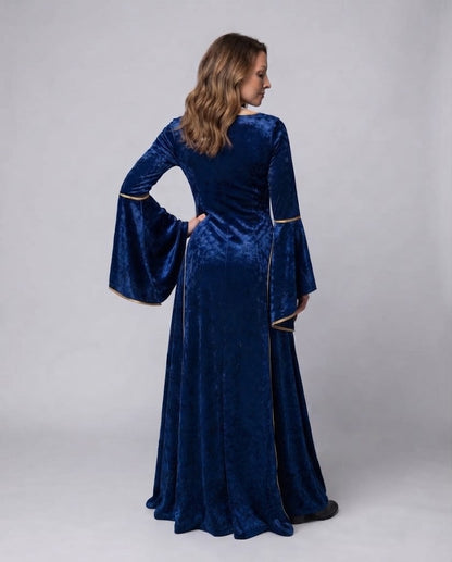 Women's elegant historical dress with flowing sleeves Shop Velvia