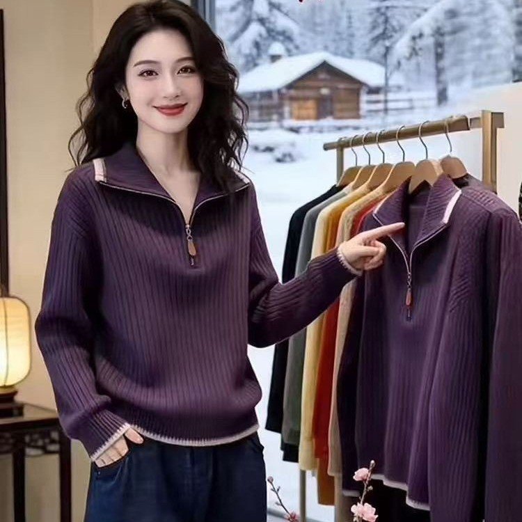 Trendy knitted sweater with stand-up collar