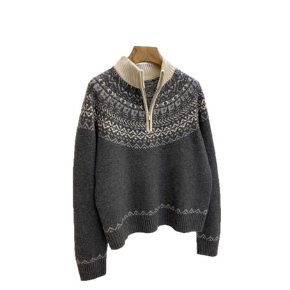 Women's knit sweater with zipper and jacquard pattern