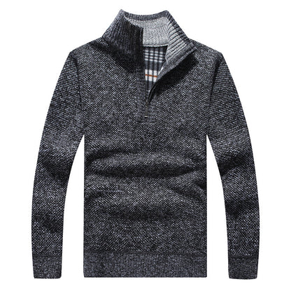 Thicker men's knitted sweater with zipper and lining