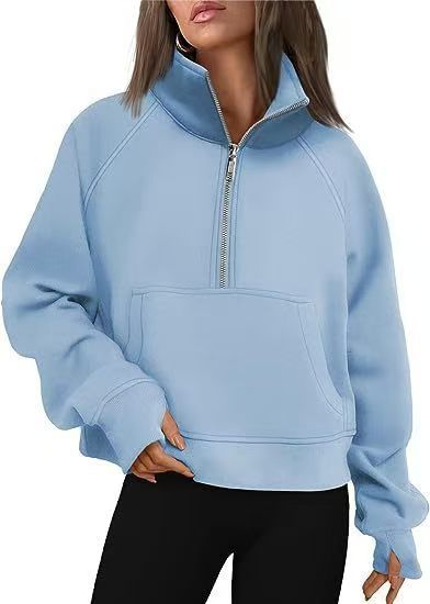 Women's sweatshirt with zipper and raglan sleeves