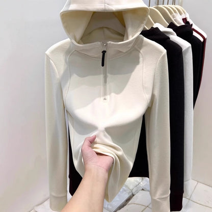 Women's hoodie with half zipper and lining