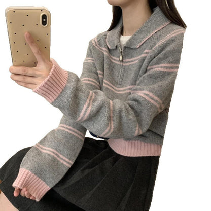 Women's sweater with zipper and stripe pattern