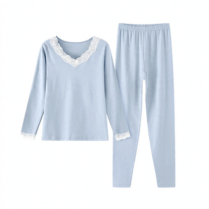 Women's thermal underwear set made of cotton with lace trim