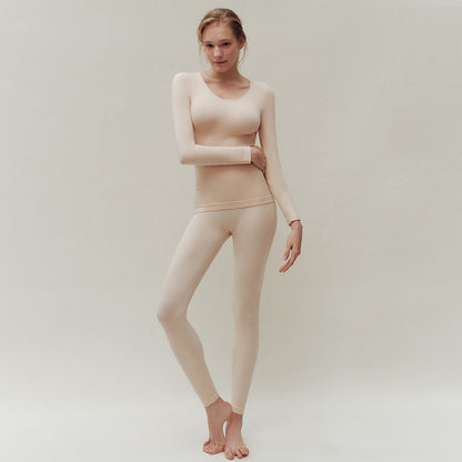 Women's thermal set made of merino wool, shaping