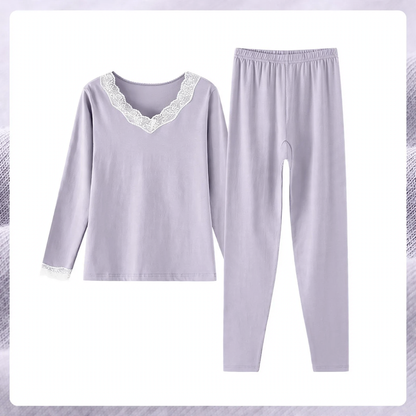 Women's thermal underwear set made of cotton with lace trim
