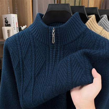 Wool pullover with zipper, coarsely knitted