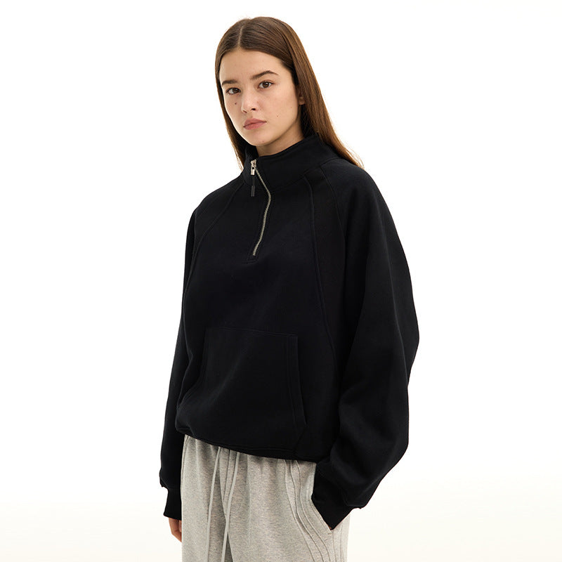 Sweatshirt with stand-up collar and zipper