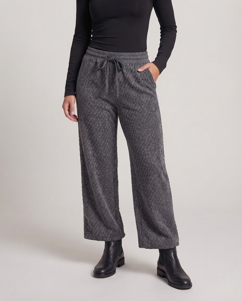 Ladies Casual and Comfortable Flared Pants Shop Velvia