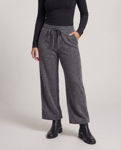 Ladies Casual and Comfortable Flared Pants Shop Velvia