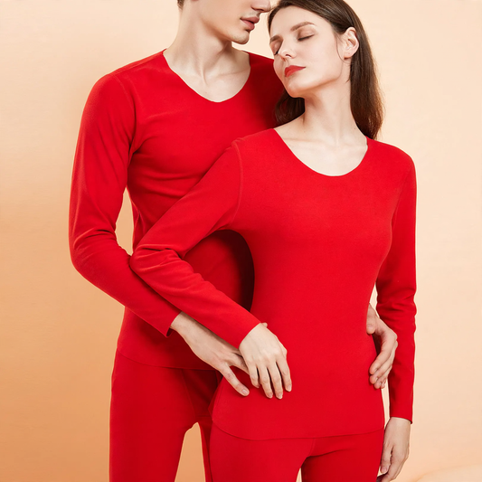Festive thermal underwear set in red