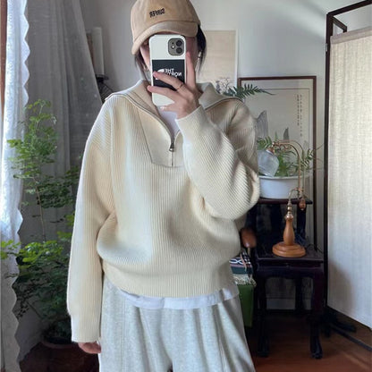 Women's knitted pullover with zipper and rib knit