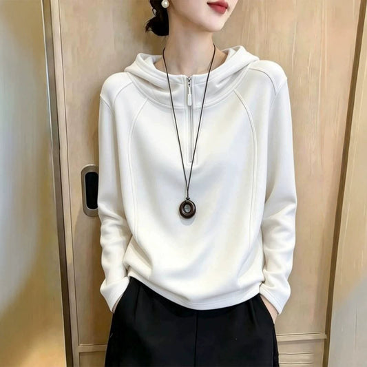 Hooded sweatshirt with zipper