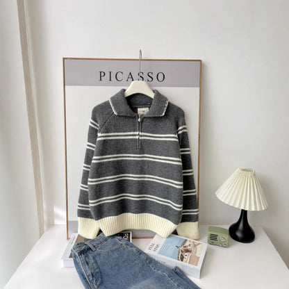 Women's knitted pullover with stripes and zipper