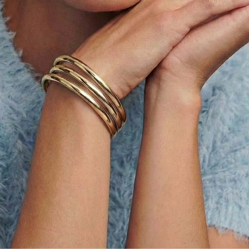 Ladies Multi-Strand Bangle Set with Polished Surface