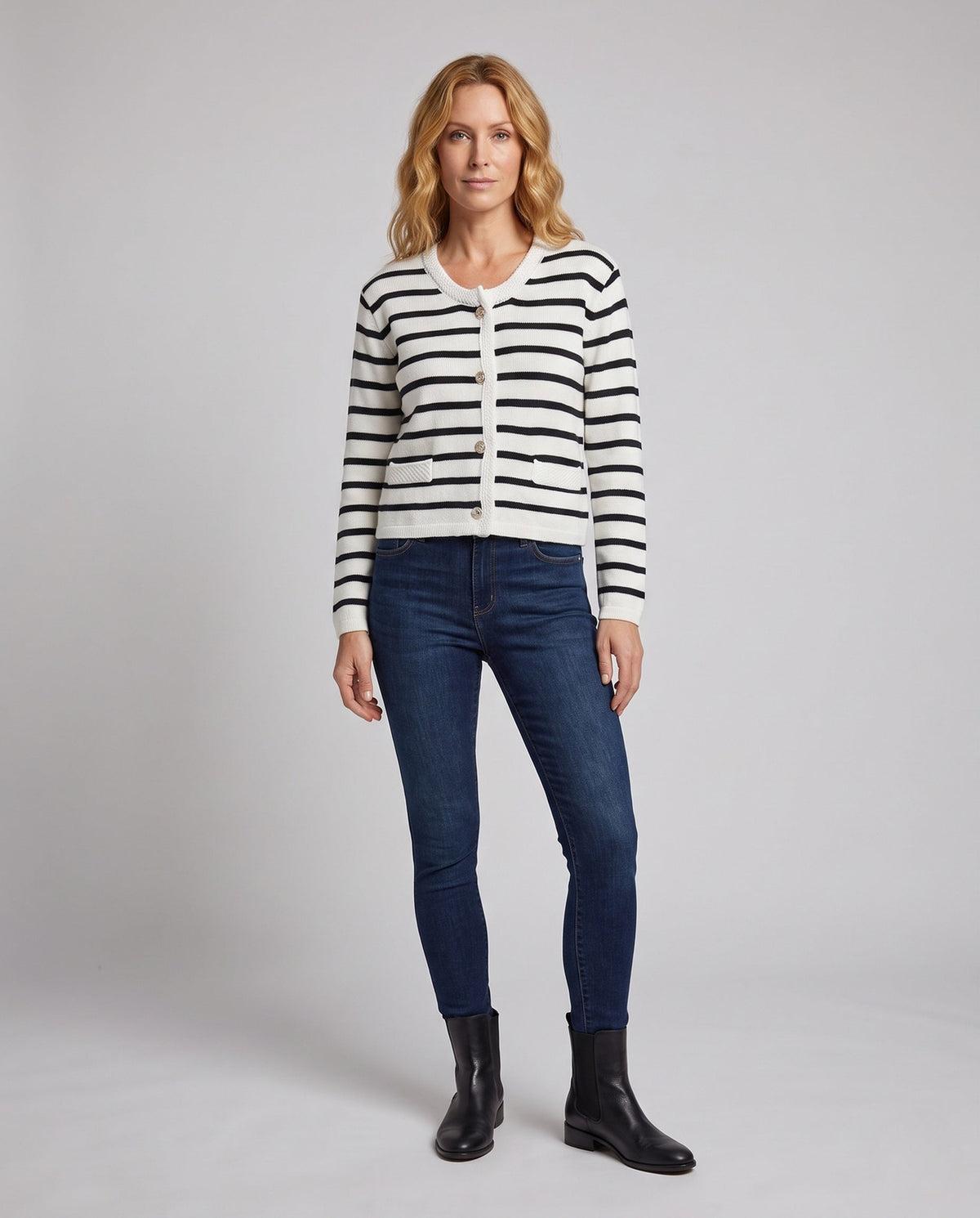 Product 11005629137242 - full_body_front