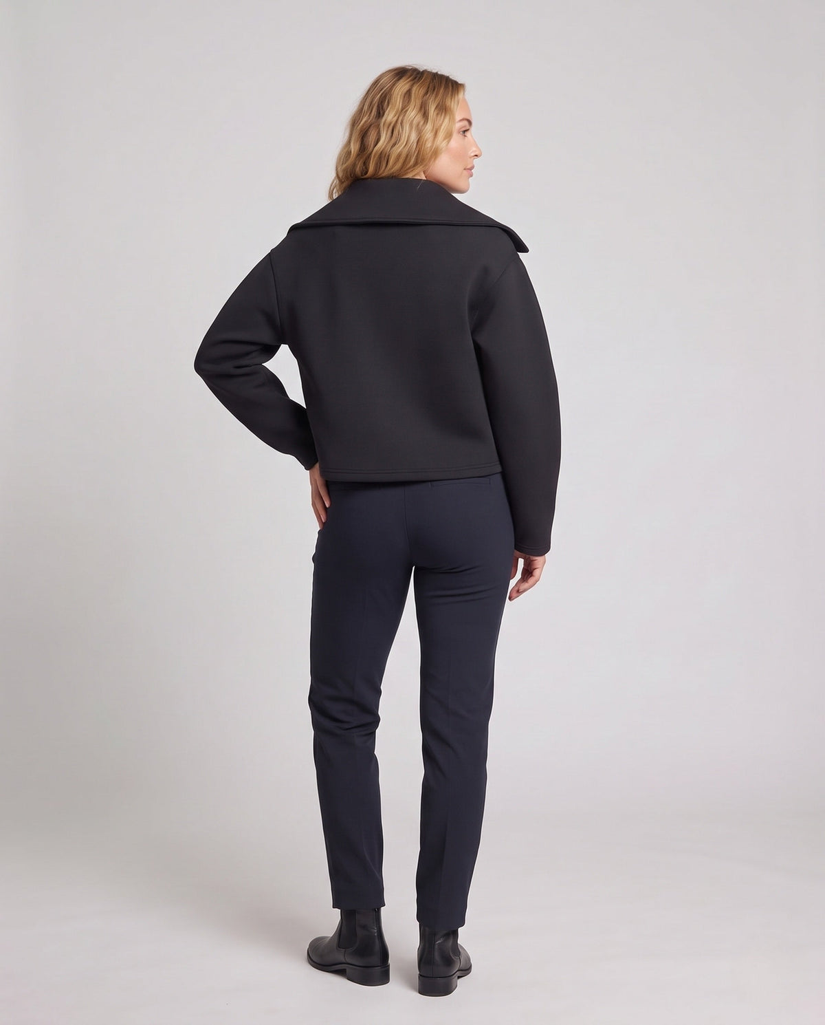 Product 11005638934874 - back_view
