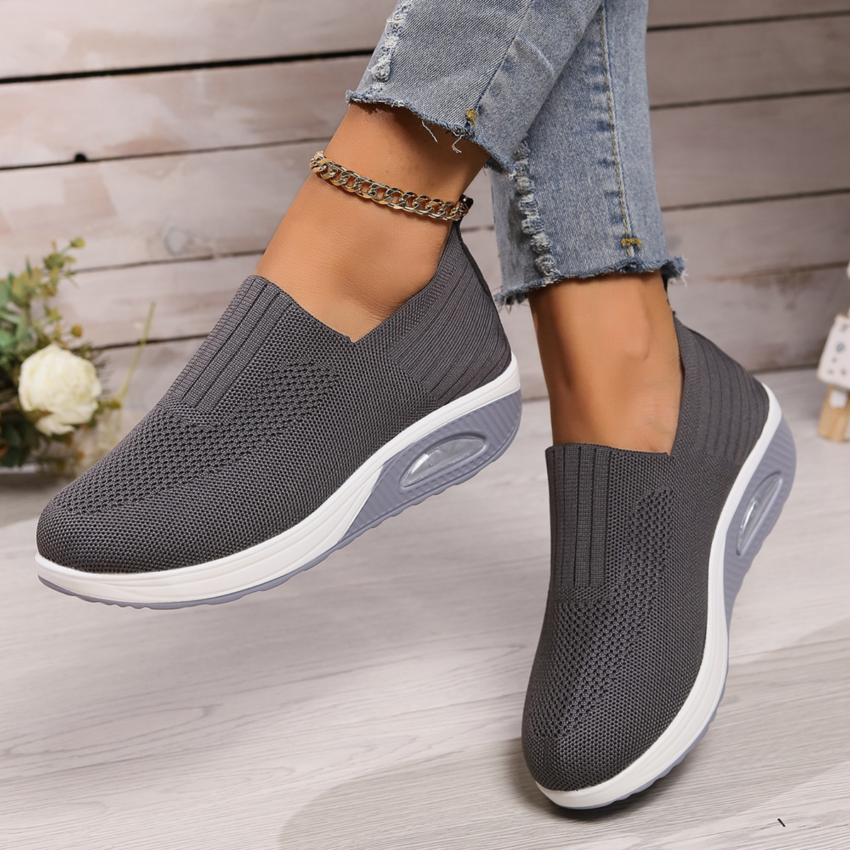 Shop Velvia | Orthopedic shoes for pain relief