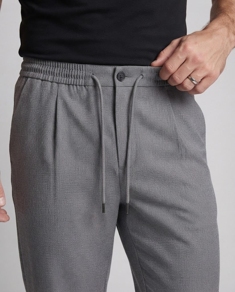 Men's Lightweight Relaxed Pants with Elastic Waistband, Drawstring, and Soft Pleat Shop Velvia