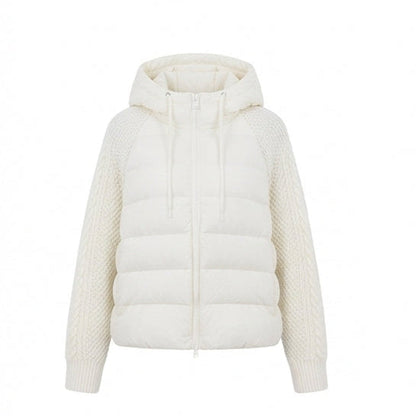Women's short-cut quilted hybrid jacket with knit sleeves and hood