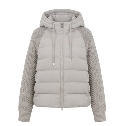 Women's short-cut quilted hybrid jacket with knit sleeves and hood