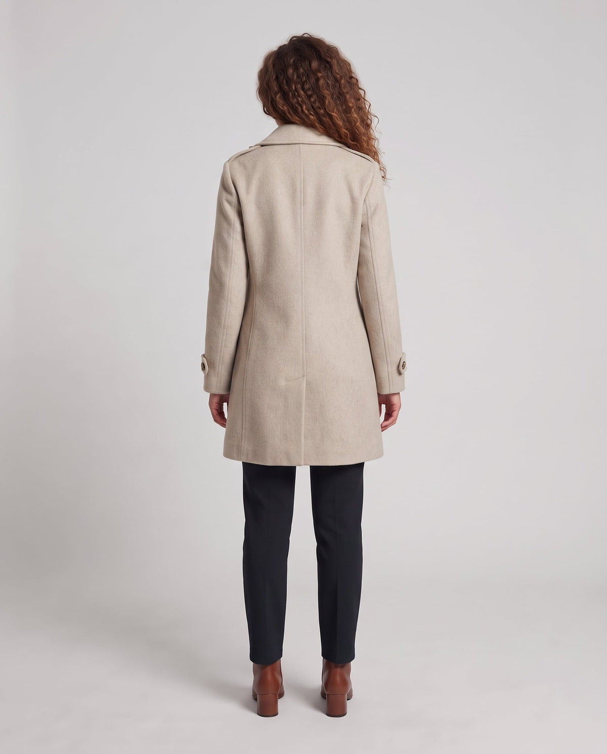 Ladies double-breasted tailored coat made of wool blend with tie belt, shoulder patches and cuff tabs Shop Velvia