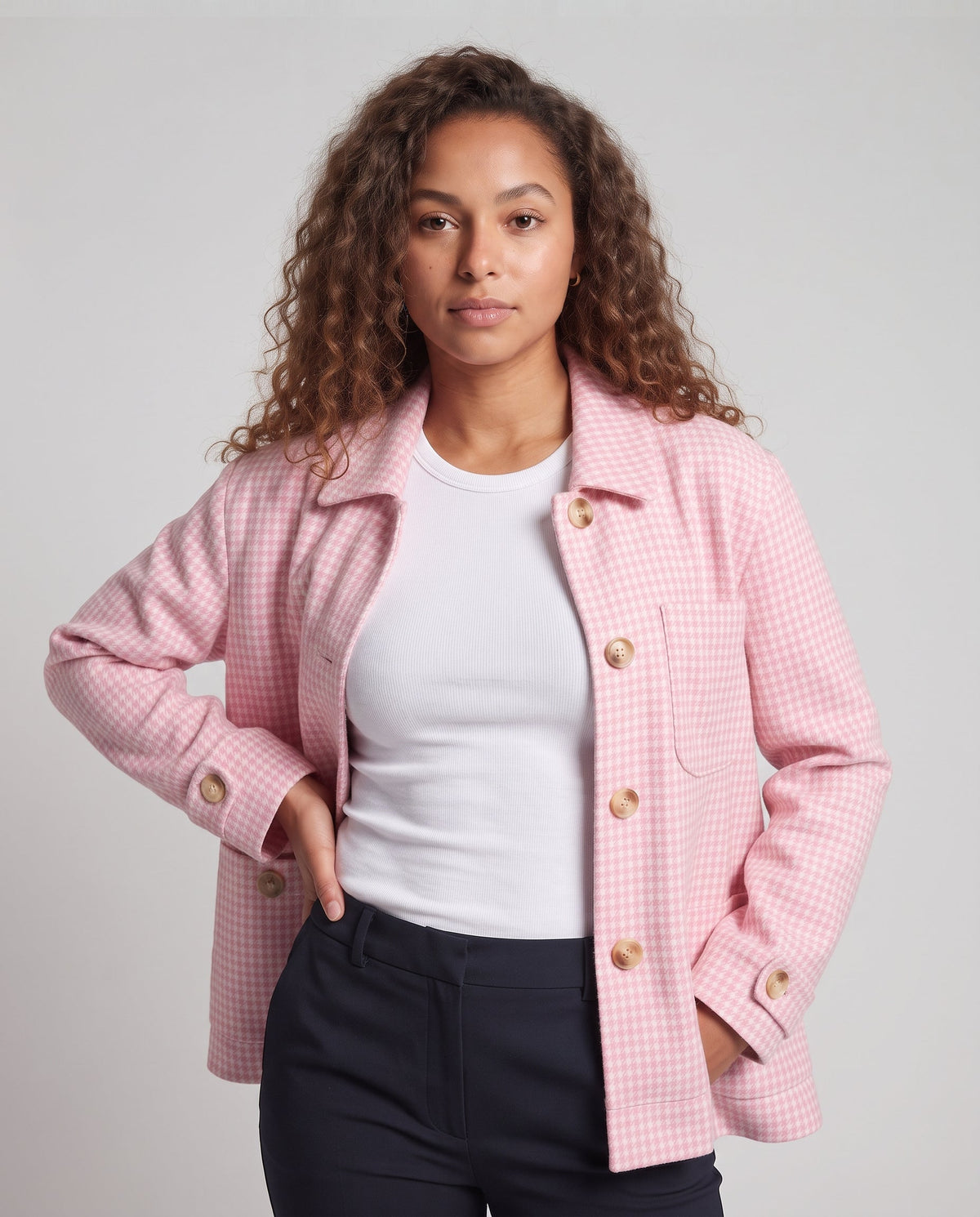 Women Boxy Transition Jacket with Houndstooth Pattern, Patch Pockets and Wooden Buttons Shop Velvia