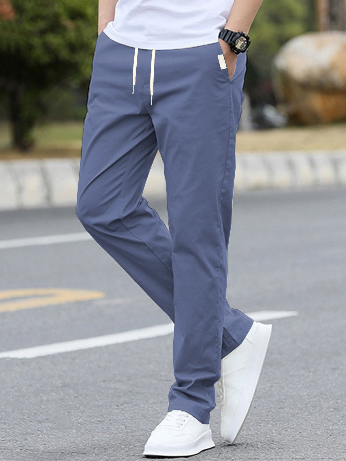 Men's sporty leisure pants with elastic waistband and modern side pockets Shop Velvia