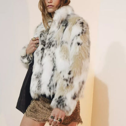 Women Short Faux Fur Jacket with Stand-Up Collar and Boxy, Cropped Cut Shop Velvia