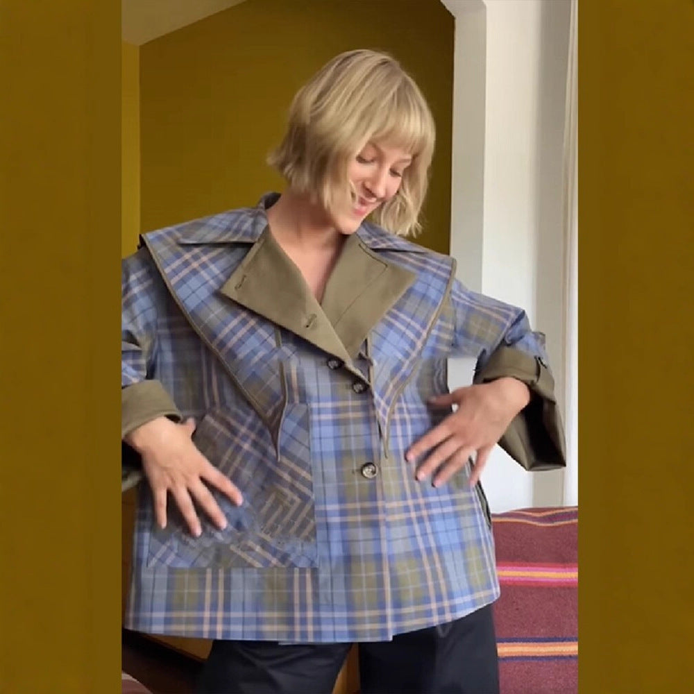 Women's short jacket with sailor collar and checked lining with tie scarf Shop Velvia