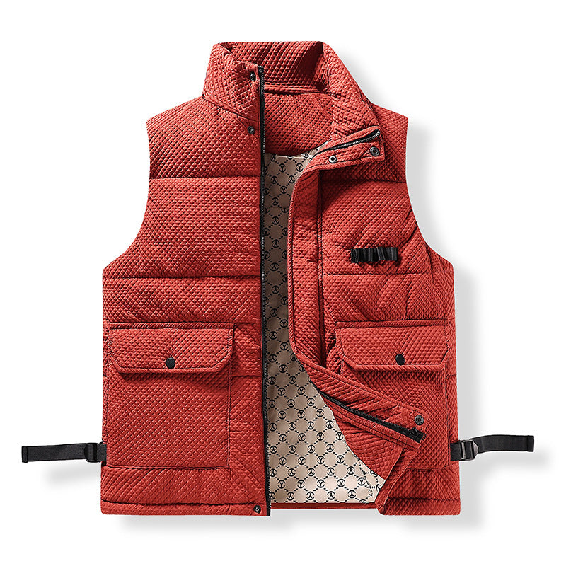 Men's utility quilted vest with thermal lining, front pockets and adjustable side straps Shop Velvia