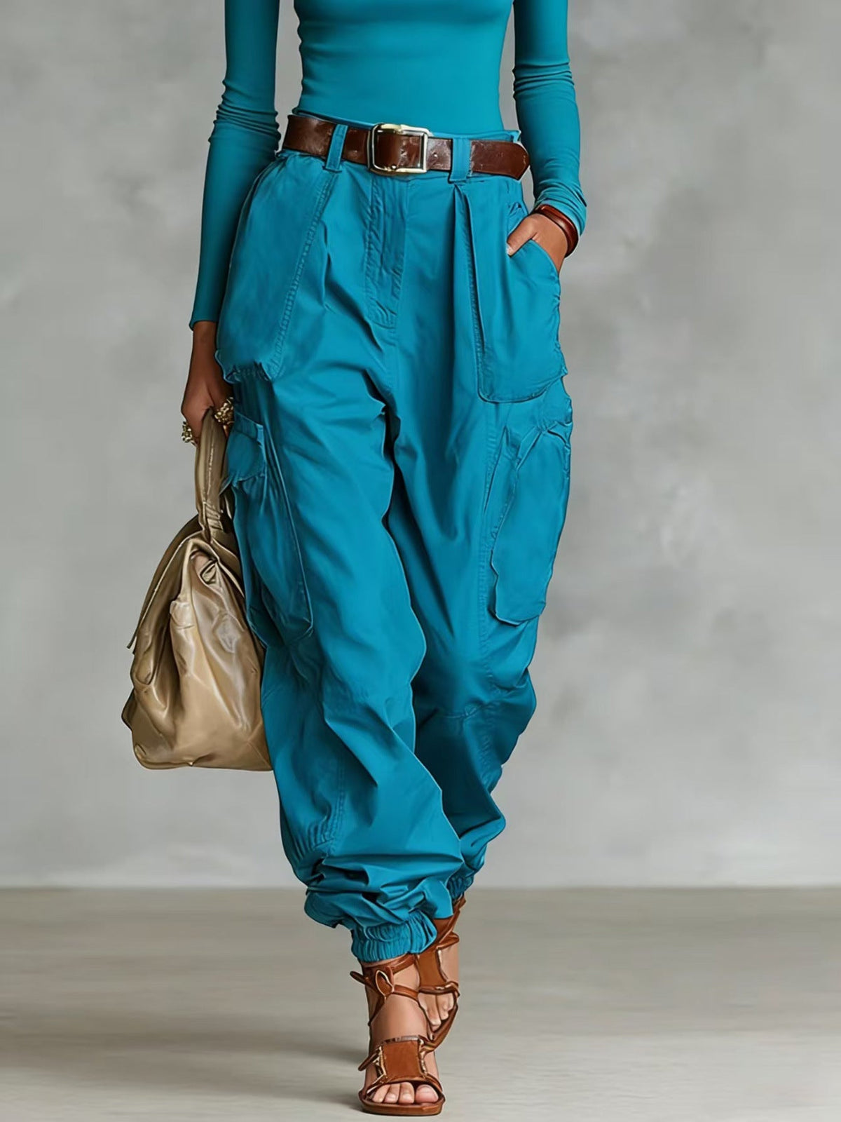 Women's cargo pants with elastic waistband and practical pockets Shop Velvia
