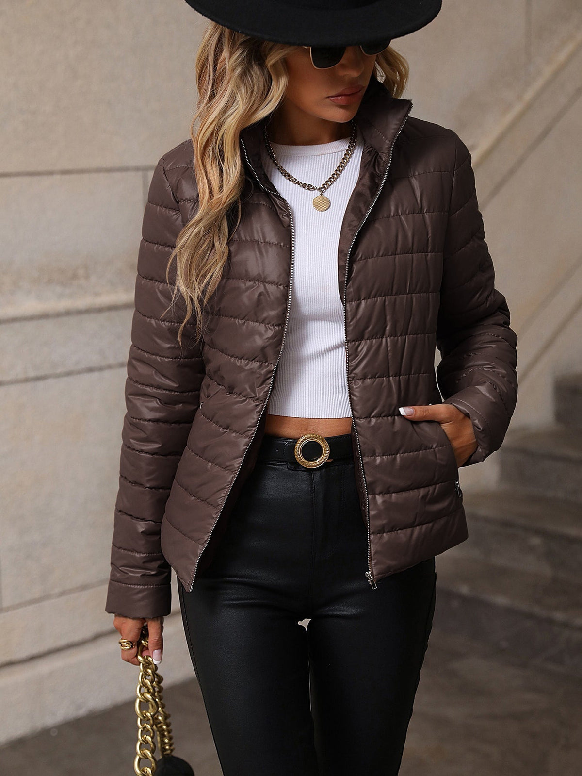 Shop Velvia | Padded jacket - Tailored fit - Stand collar - Zipper - Padded design