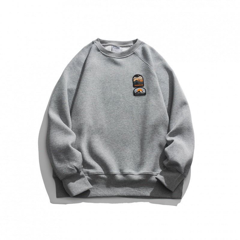 Unisex Oversize Sweatshirt with raglan sleeves and mountain patch Shop Velvia