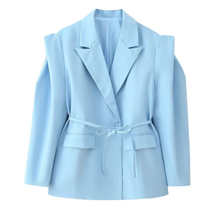 Women's blazer with shoulder cutouts, belted waist and single button closure Shop Velvia