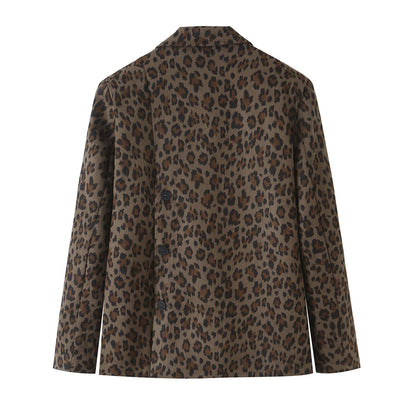 Women's Fitted Blazer in Leopard Print with Lapels and Flap Pockets Shop Velvia