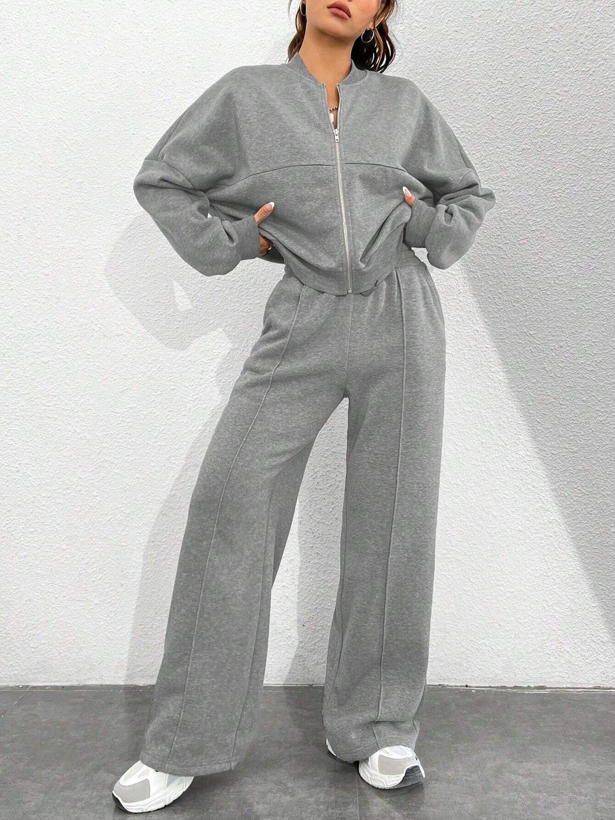 Women's short zip-up hoodie with high-waist wide jogger set Shop Velvia