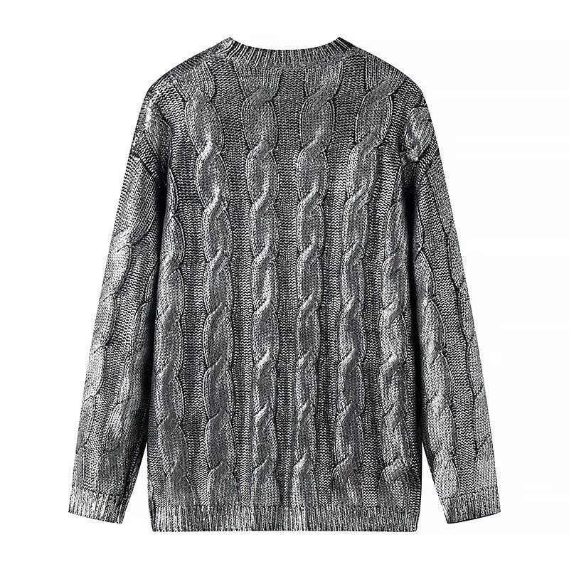 Ladies chunky knit cable pattern sweater with round neckline and oversized silhouette Shop Velvia