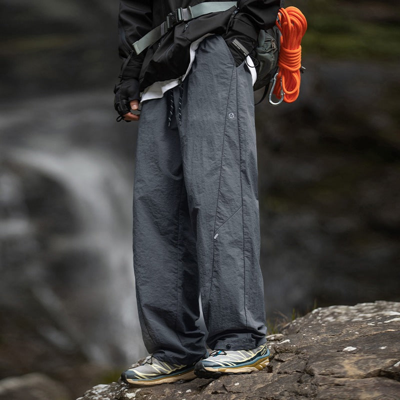 Men's Functional Trekking Pants with multifunctional pockets and breathable material Shop Velvia
