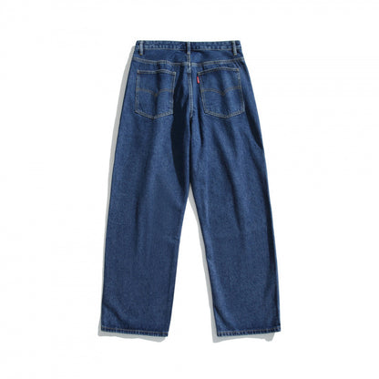 Men's loose-fitting denim jeans in relaxed fit with high waist and straight leg Shop Velvia