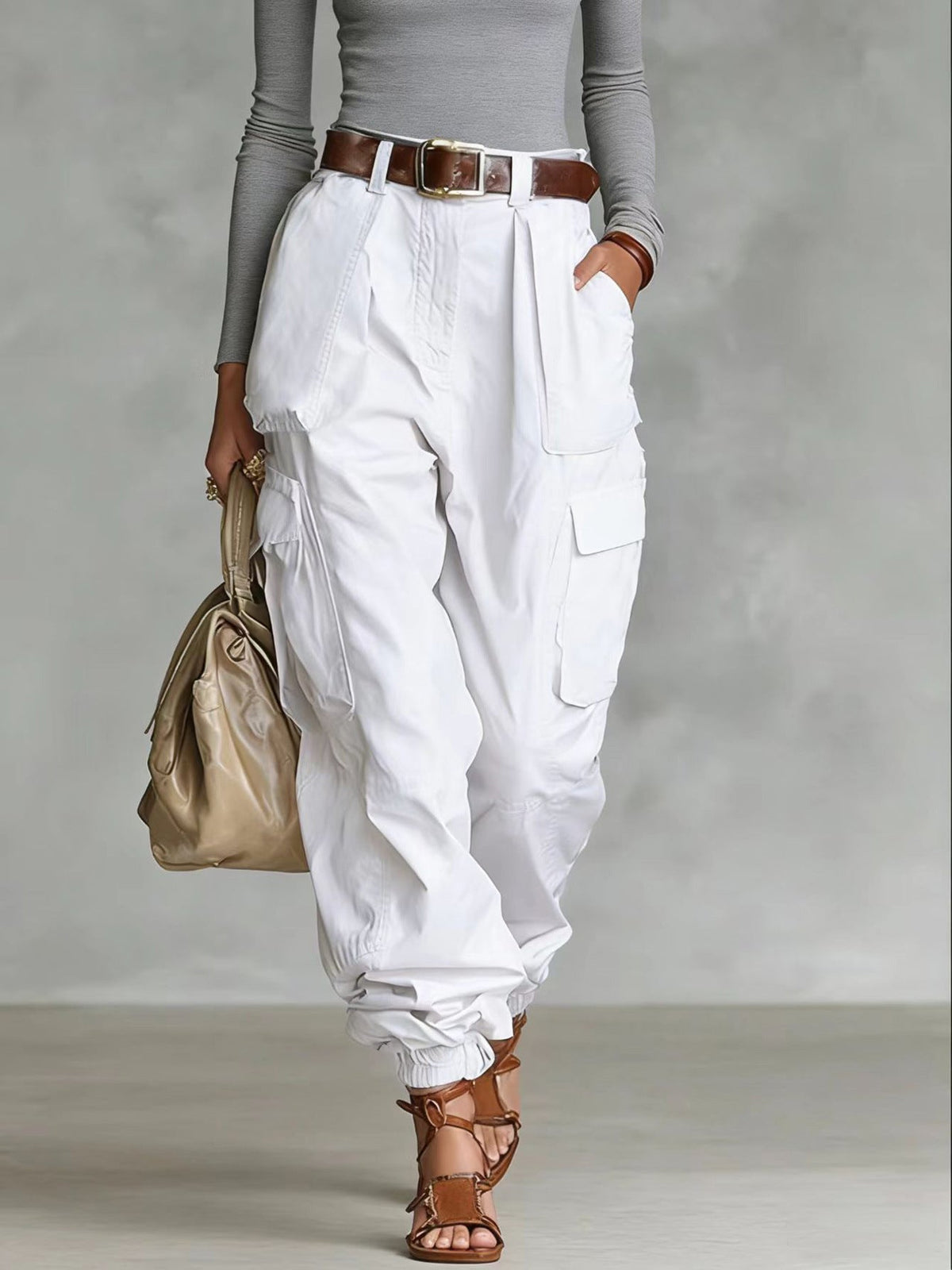 Women's cargo pants with elastic waistband and practical pockets Shop Velvia