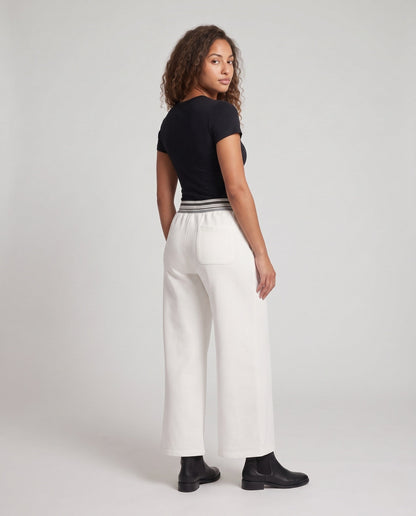 Product 10999799906650 - back_view