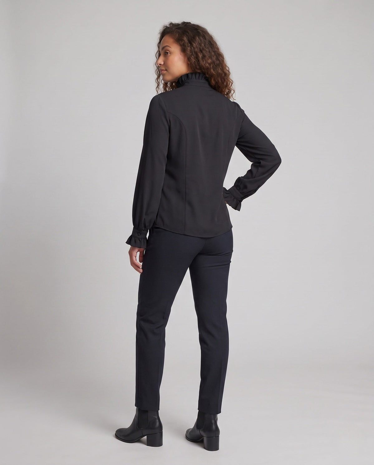 Product 15960135565642 - back_view