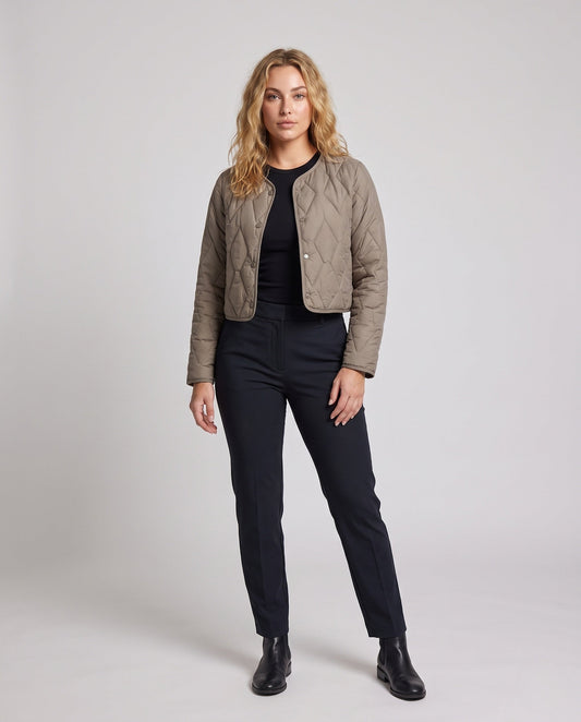 Product 15973081710922 - full_body_front