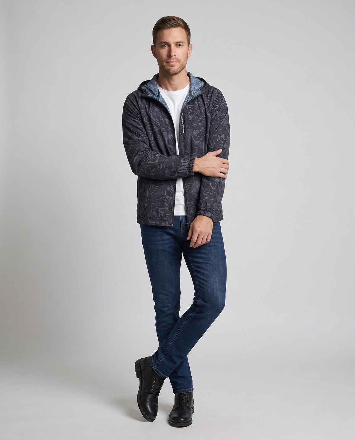 Product 16013004800330 - full_body_front
